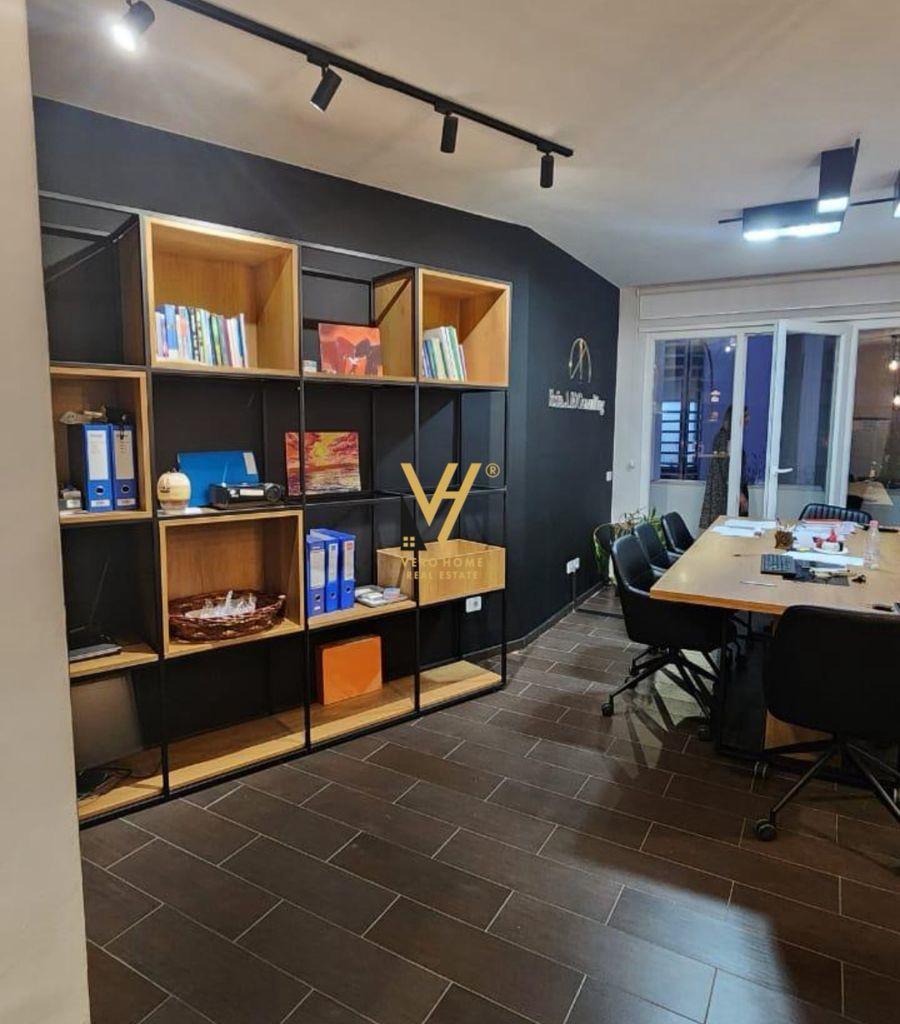 Ufficio di 85 m² in affitto in via delle Kosovo