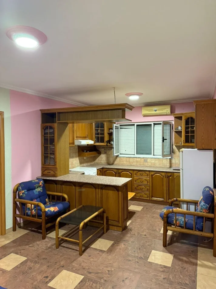 Tirane, affitto appartamento 3+1 Piano 4, 100 m² 600 € (XHAMLLIKU)