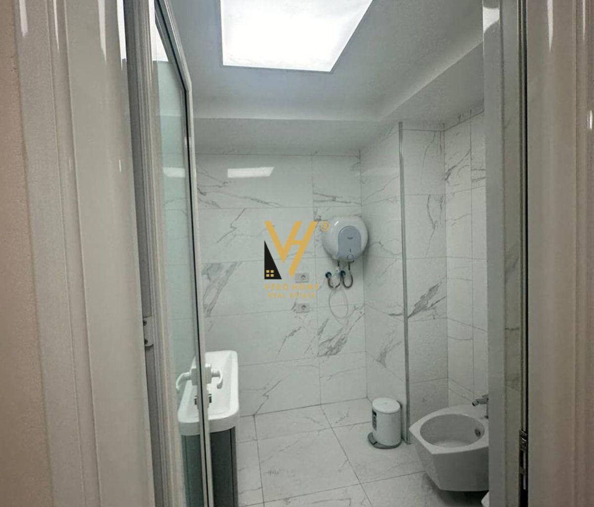 RENTAL SPACE 122 m² ON ELBASANIT STREET FOR 2,000 EURO
