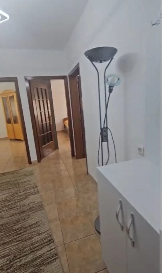 Tirane, affitto mensile appartamento 2+1 Piano 6, 100 m² 700 € (MINE PEZA)
