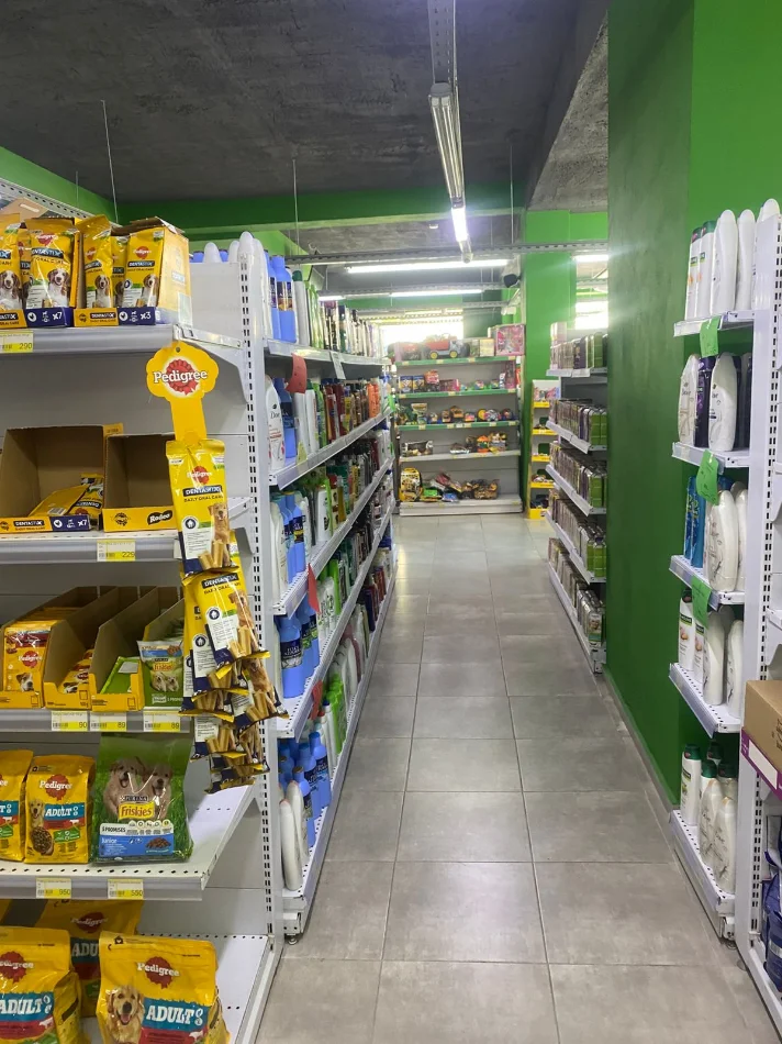 Tirane, vendita locale commerciale Piano 1, 560 m² 75.000 € (Kodra e Diellit)