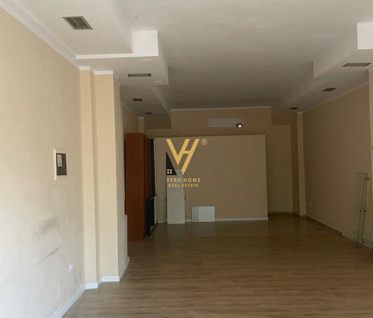 JEPET AMBIENT BIZNESI 70 M2 TEK ISH EKSPOZITA 70.000 LEKE
