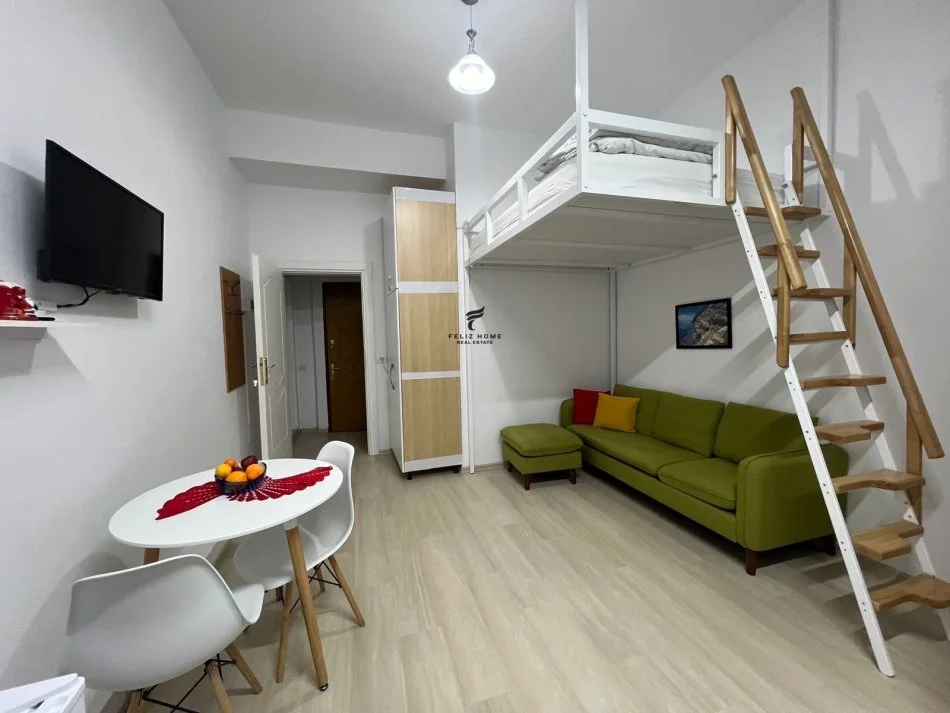 Tirane, jepet me qera vetem 1 dhome 1+1 Kati 2, 50 m² 600 € (SHKOLLA PETRO NINI)