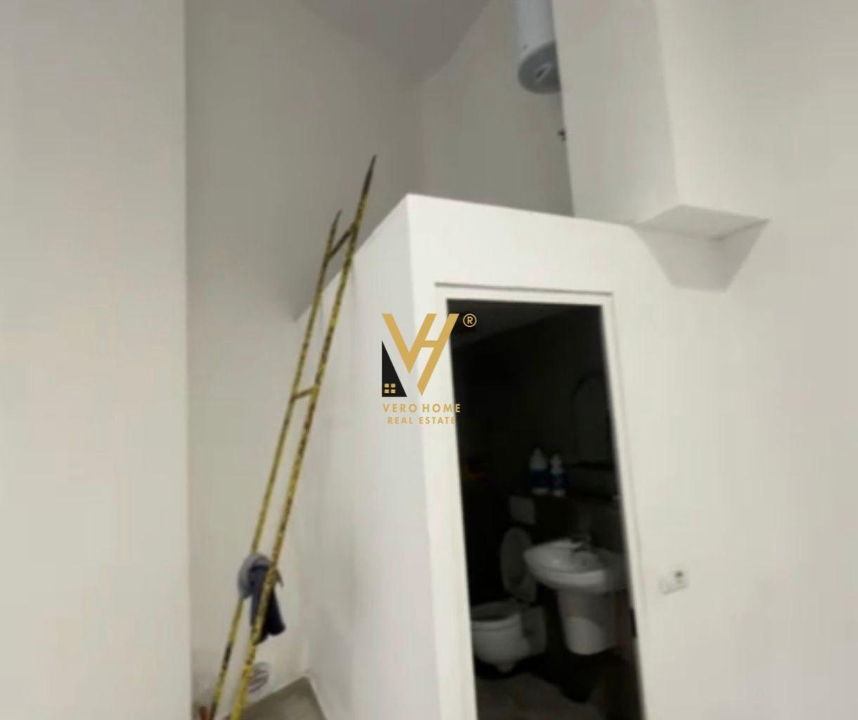 COMMERCIAL SPACE FOR RENT 40 m2 RR. RAMAZAN SHIJAKU 40,000 LEK