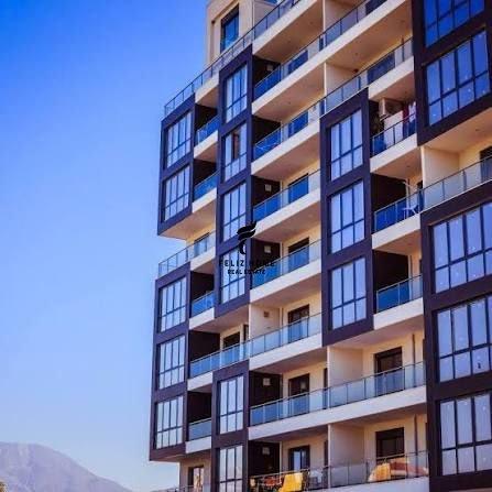 SHITET APARTAMENT 2+1 RRUGA NDRE MJEDA 220.000 EURO FH-7860