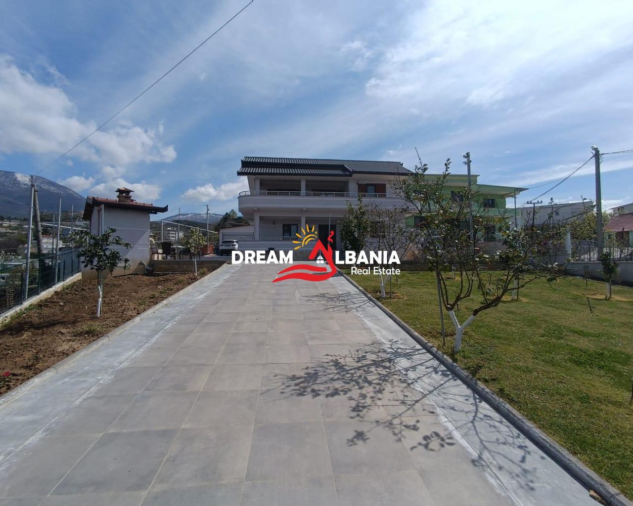 Vilë super luksoze për shitje në Shkozë, Tiranë (ID 4151217)