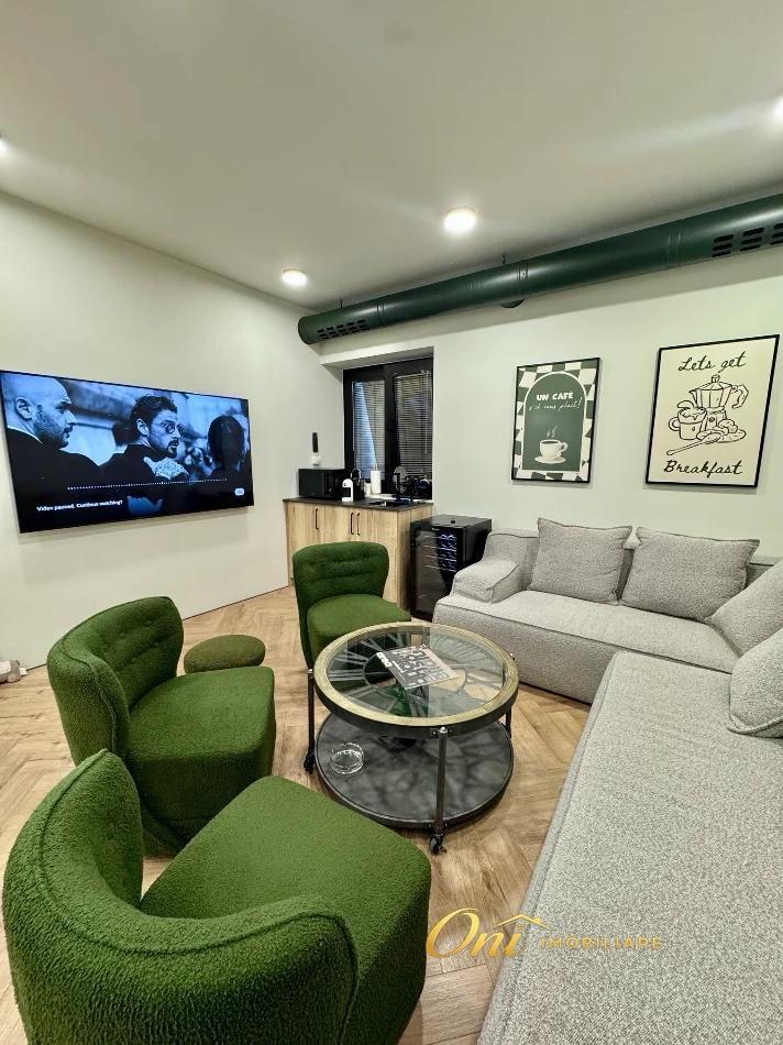 JEPET ZYRE ME QERA 130M2 VASIL SHANTO