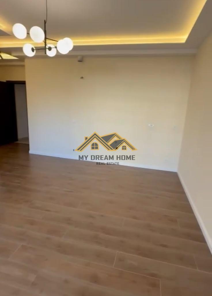 VENDI IMMOBILIARE: APPARTAMENTO 2+1+2 IN VENDITA A LAGHIA 6 DURRES