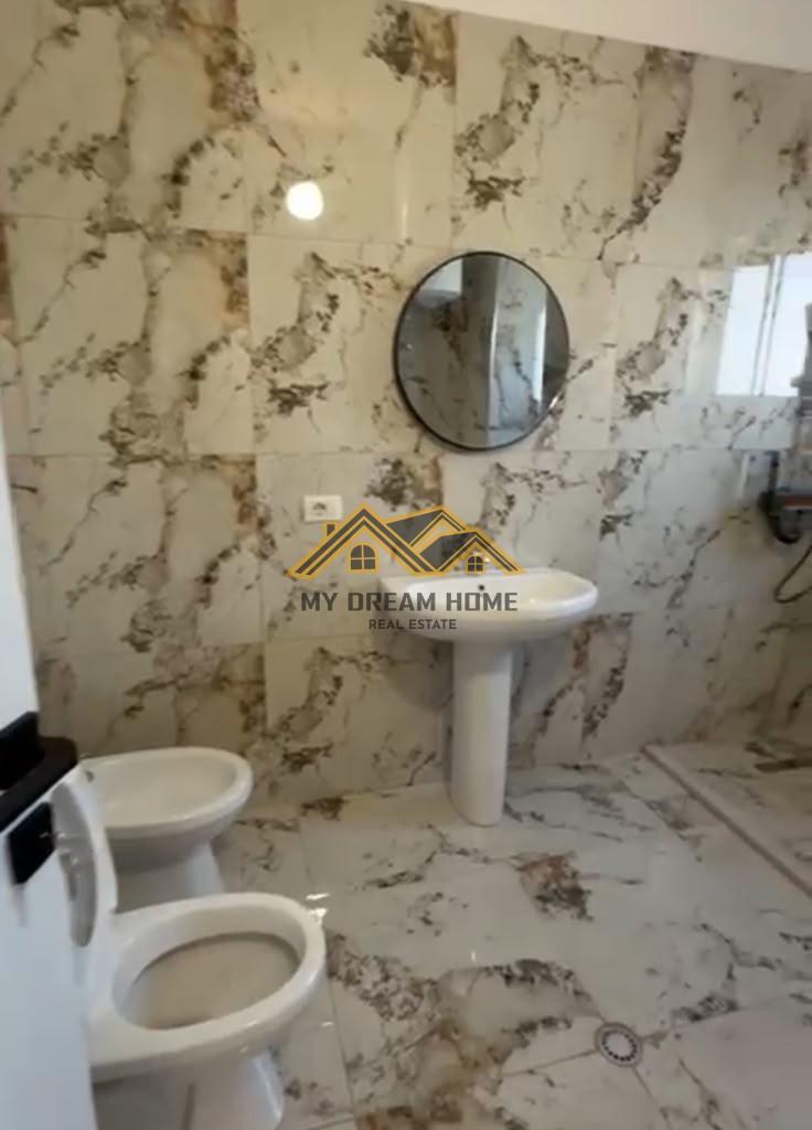 VENDI IMMOBILIARE: APPARTAMENTO 2+1+2 IN VENDITA A LAGHIA 6 DURRES