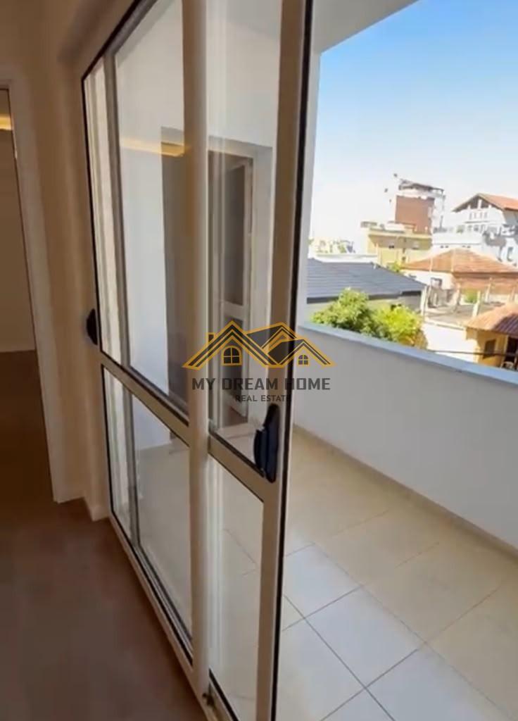 VENDI IMMOBILIARE: APPARTAMENTO 2+1+2 IN VENDITA A LAGHIA 6 DURRES