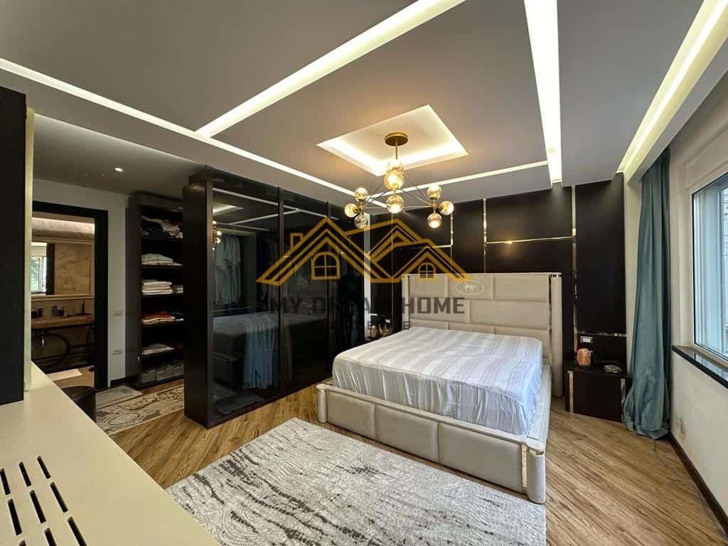 LUXURY APARTMENT FOR SALE