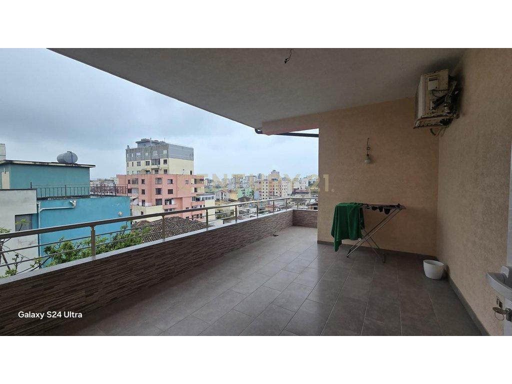+355695265501 VENDITA VILLA NEL CENTRO DI DURRES