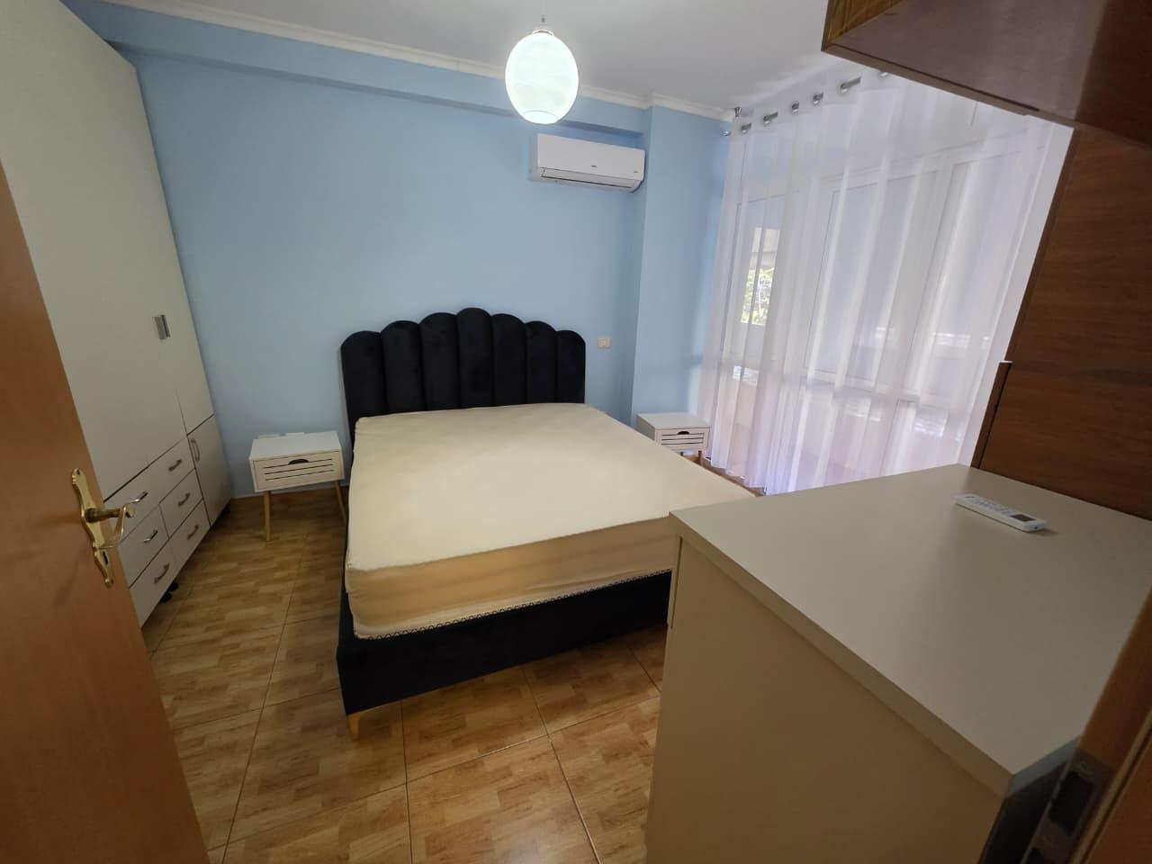 💥💥 In Affitto: 2+1 📍 Rruga e Barrikadave | 60.000 Lekë/Mese