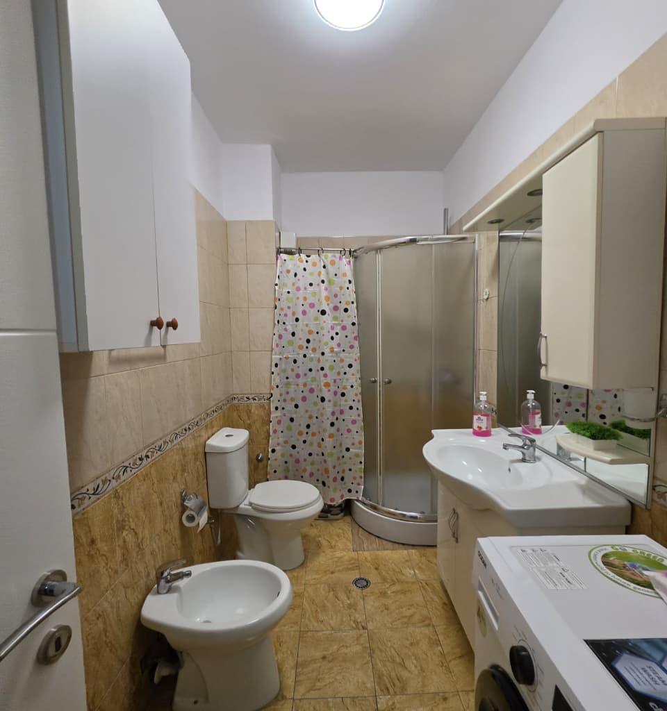 💥💥 In Affitto: 2+1 📍 Rruga e Barrikadave | 60.000 Lekë/Mese