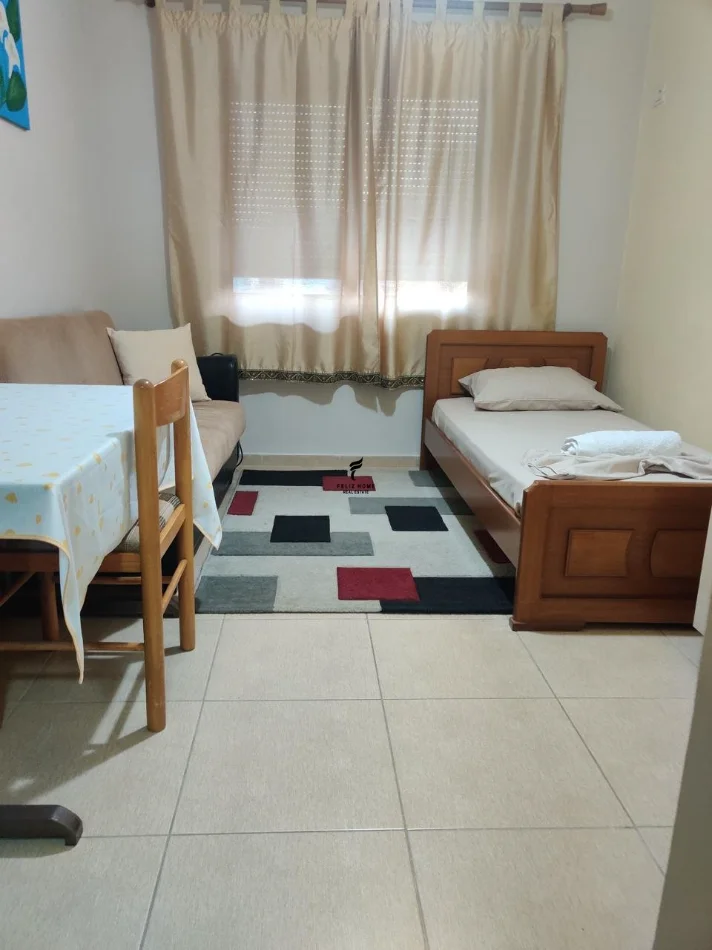 Tirane, affitto mensile appartamento 2+1 Piano 2, 75 m² 602 € (VIA DURRESIT)