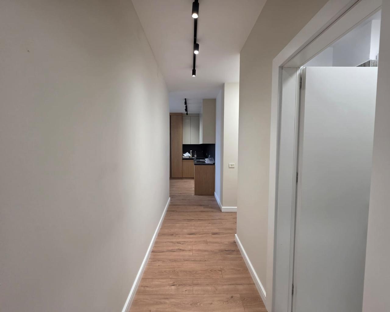 Apartament 2+1+2 me qera ,Mine Peza
