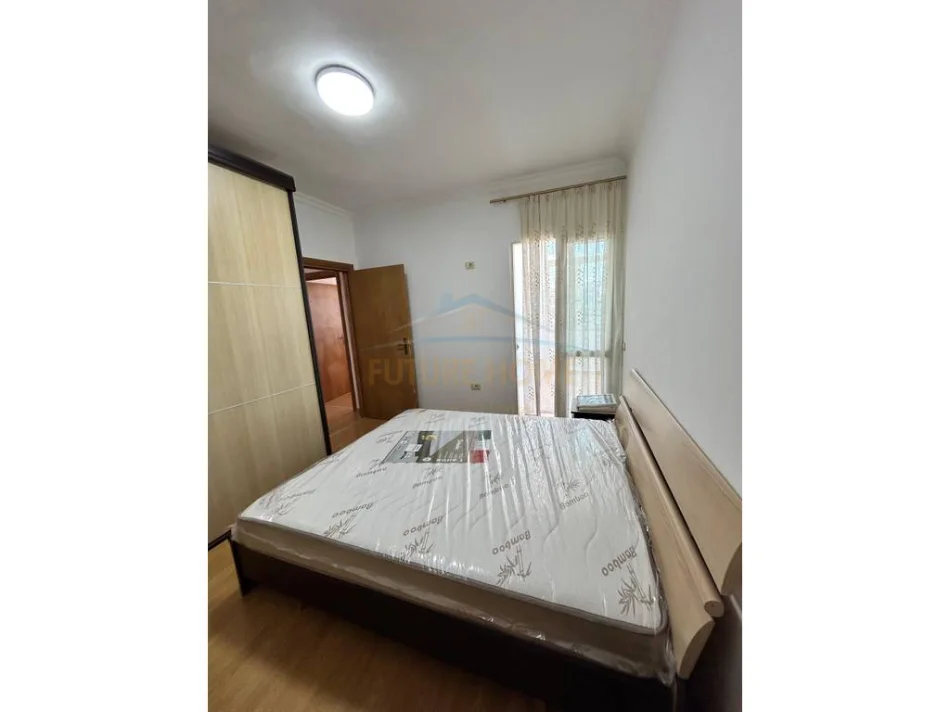 Tirane, affitto appartamento 2+1+2 Piano 6, 95 m² 450 € (FRESK, vicino al Ristorante Freskut)