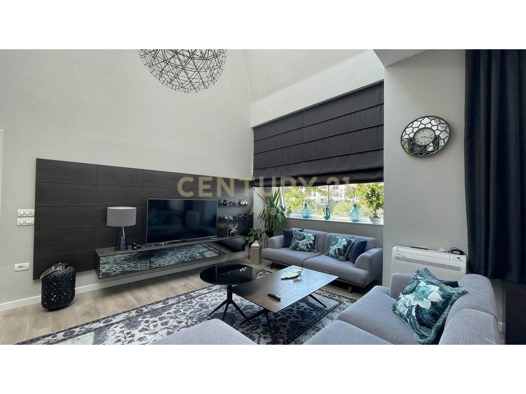 SHESIM, VILË PREMIUM con PISCINA, RESIDENZA KODRA E DIELLIT 2