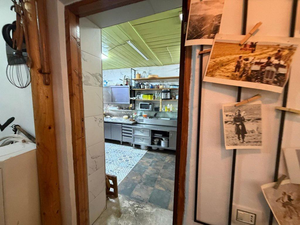 0683487469 Commerciale in Vendita, Vasil Shanto, Tirana