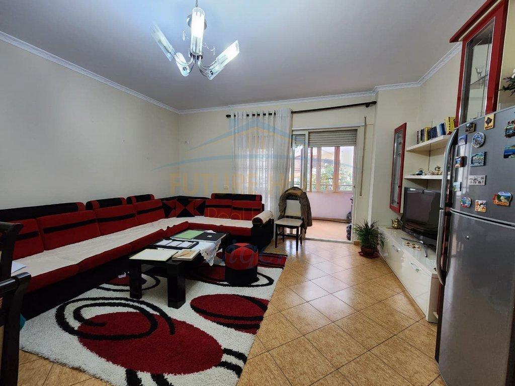 In vendita, Appartamento 2+1, Giardino Zoologico, Tirana