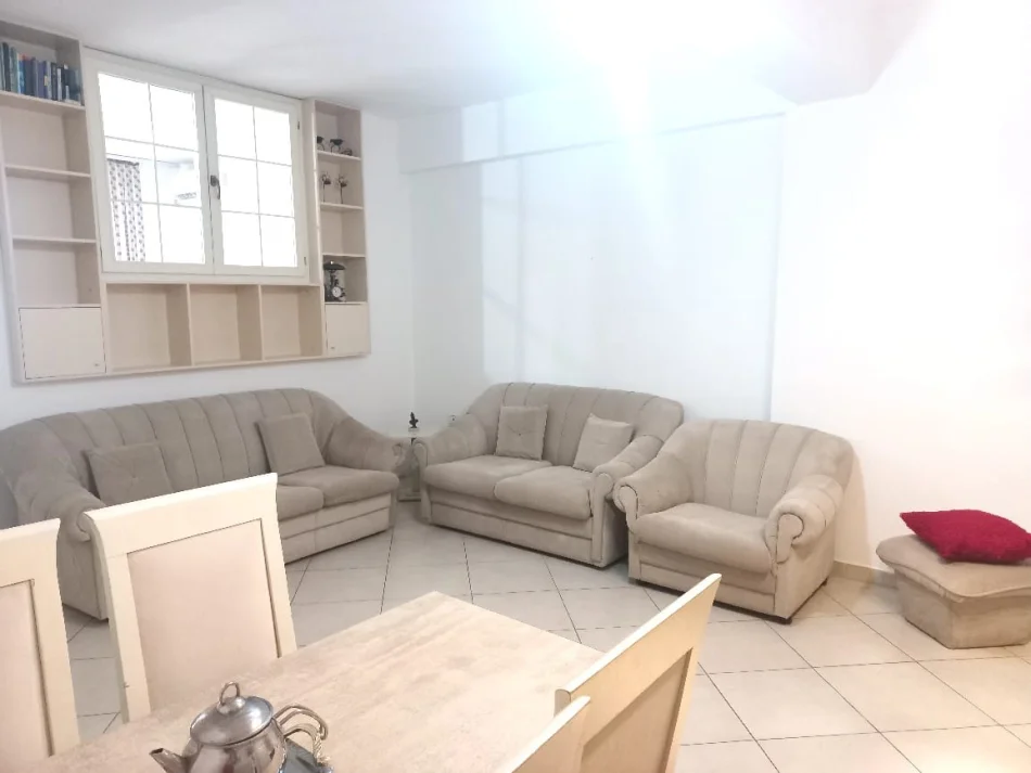 Tirana, Apartment for Rent 1+1, 3rd Floor, 65 m², €390 (Kthesa Kamzës)