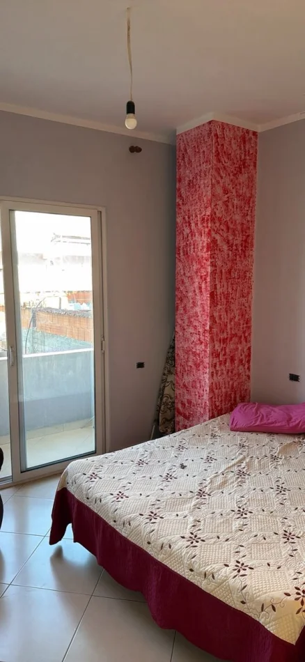 Tirana, affitto appartamento 3+1 Piano 2, 100 m² 400 € (Selitë)