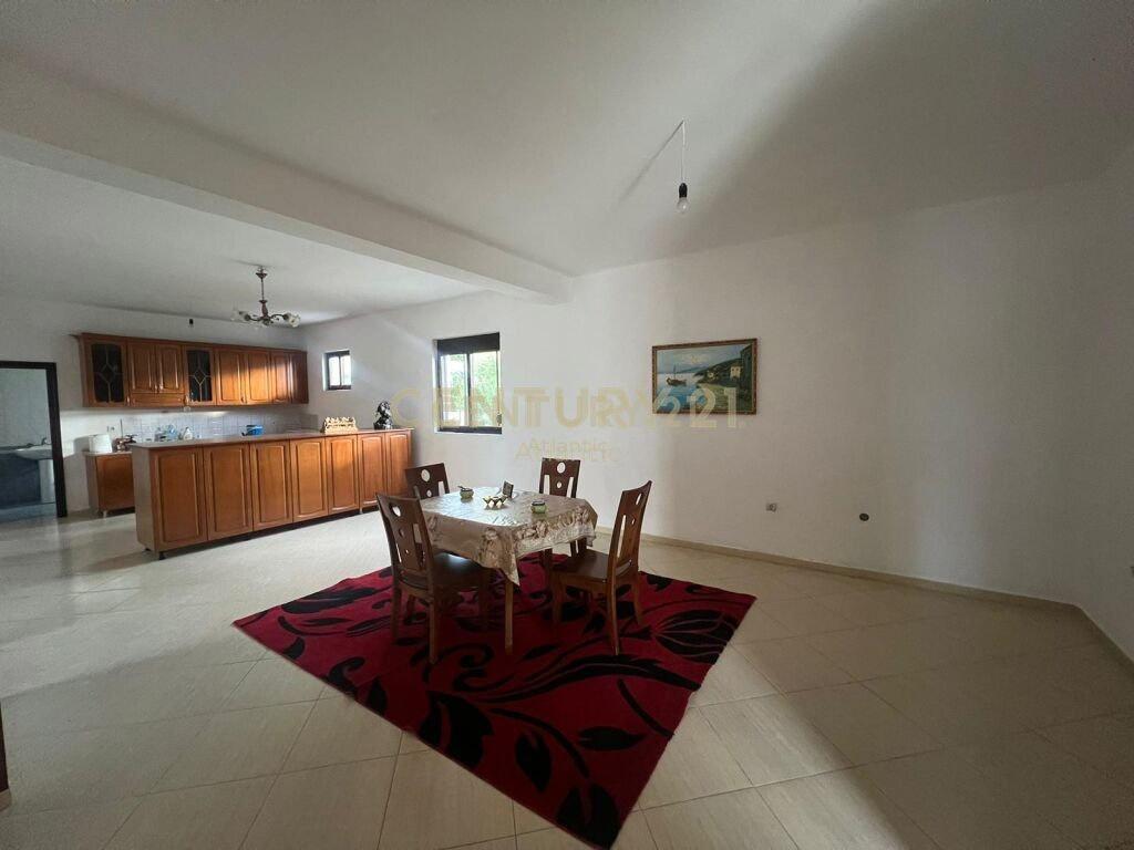 VENDI PRIVAT NE VENDIN E KENETIT, DURRES