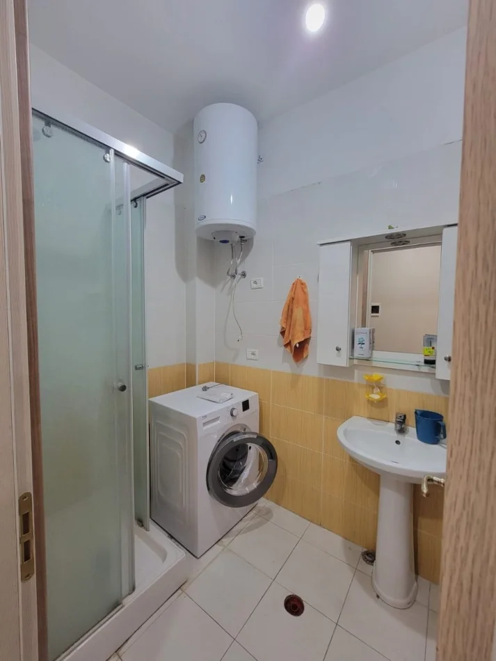 Tirane, Apartment 1+1 for Rent, 7th Floor, 70 m², €420 (Astir)