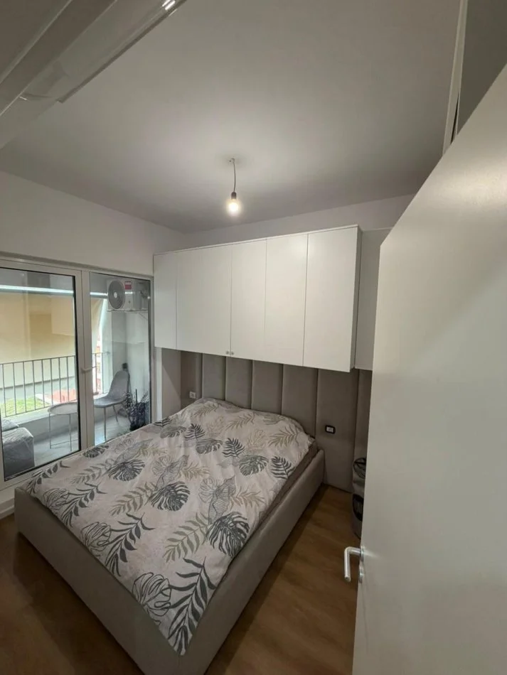 Tirane, Apartment for Sale 1+1+Balcony, 7th Floor, 53 m², €105,000 (ALI DEMI)