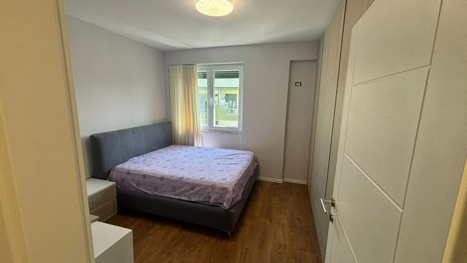 Tirane, furnished 1+1 apartment for rent, 6th Floor, 70 m², €520 (Rruga 5 Maji)