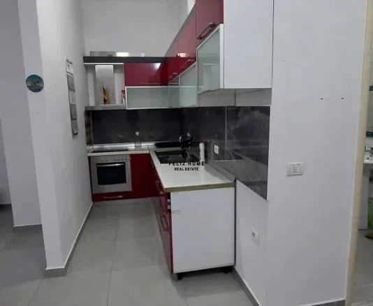 Tirane, vendesi monolocale 1+1 Piano 2, 53 m² 78.000 € (RISTORANTE FRESKU)