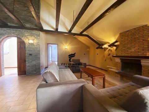 Private Villa for Sale 468 m2 Elbasan Street 465,000 Euros