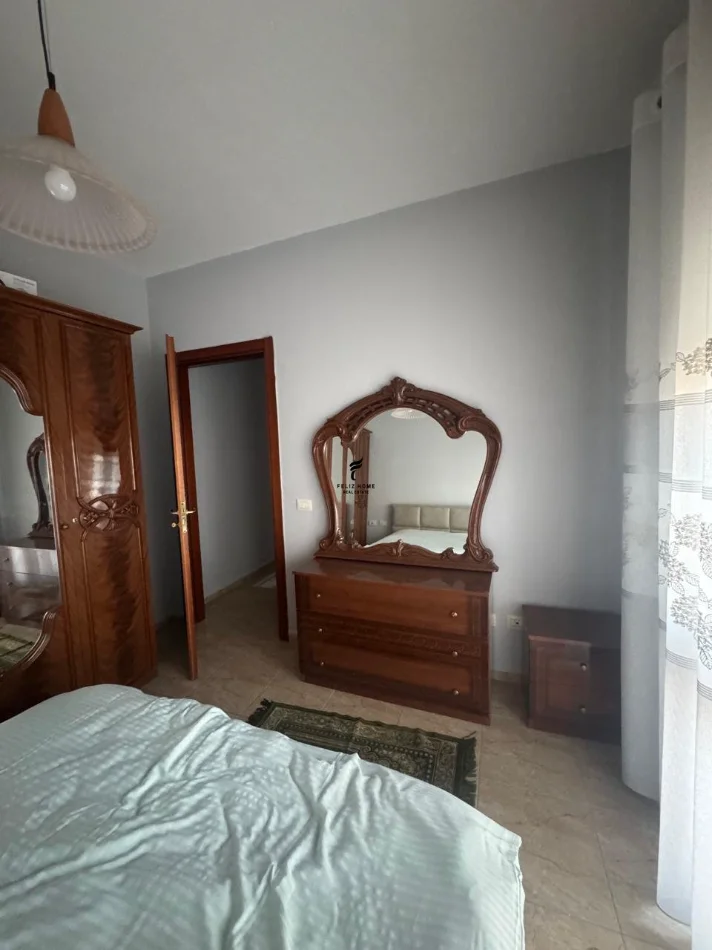 Tirane, affitto appartamento 1+1 Piano 8, 75 m² 500 € (DON BOSKO)