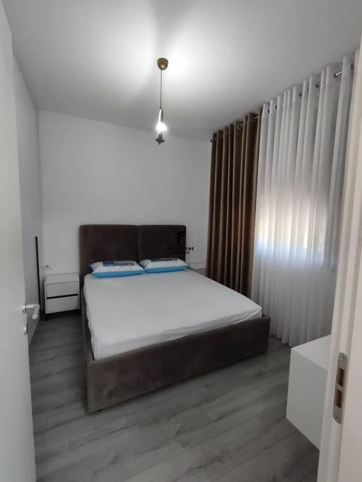 Tirane, jepet me qera apartament 1+1 Kati 1, 51 m² 500 € (YZBERISHT)