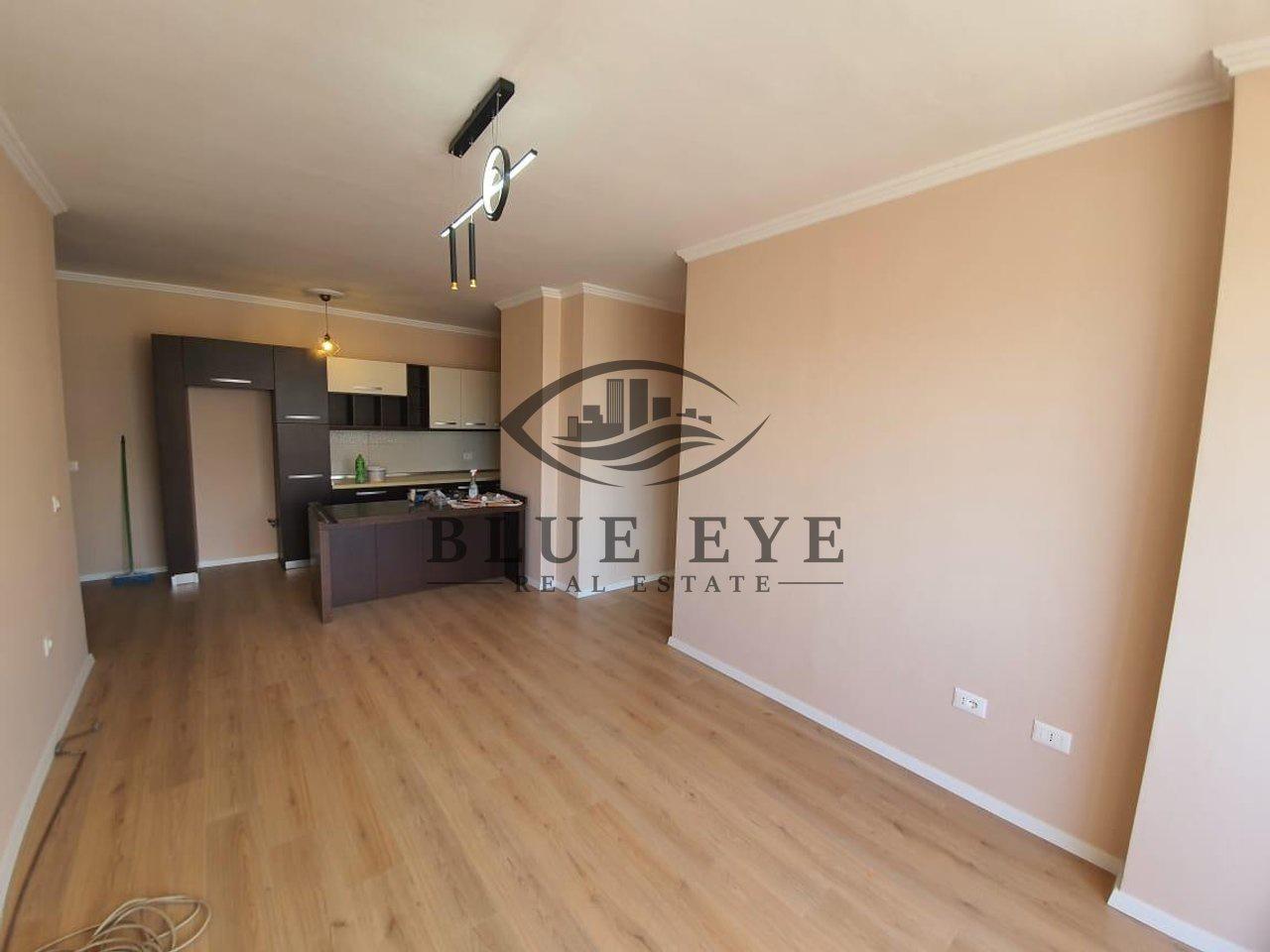 SHITET APARTAMENT 2+1 PRANE RROTES SE KUQE – PLAZH, DURRES