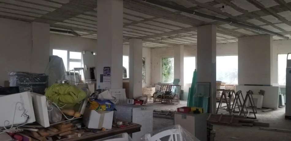Tirane, shitet dyqan Kati 1, siperfaqe 322 m² Cmimi 23 miljon leke (Rruga Myslym Keta prane Restorant Pellumbat e Paqes.)