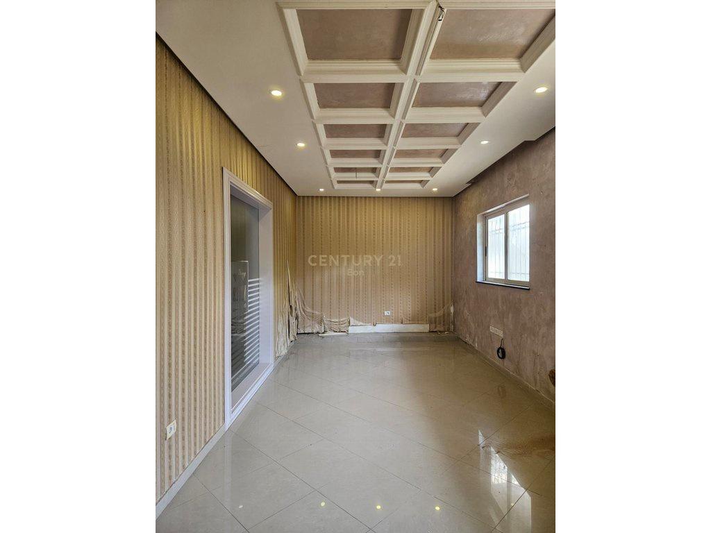 Zyrë Me Qira në Durrës - 850€ | 91 m² 850 € /Muaj