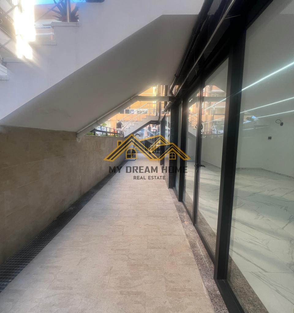 FOR SALE BUSINESS UNIT ON THE BEACH NEAR PELIKANI DURRES!