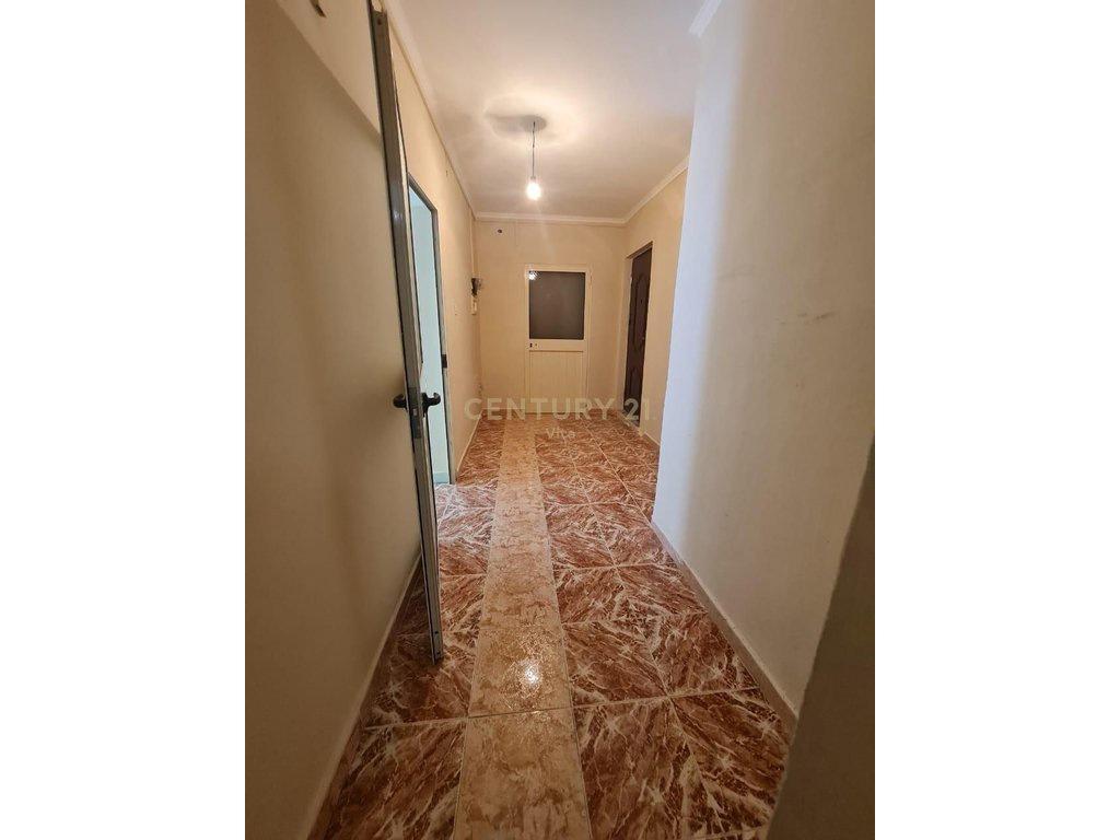 +355695265501 Affitto ambiente presso lo stadio, Durazzo - 200