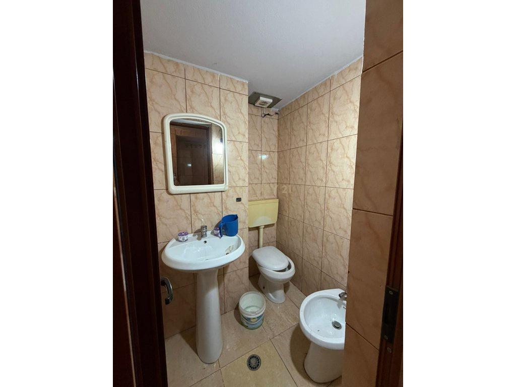 +355695265501JEPET DYQAN ME QIRA PRANE MARKATES, DURRES !