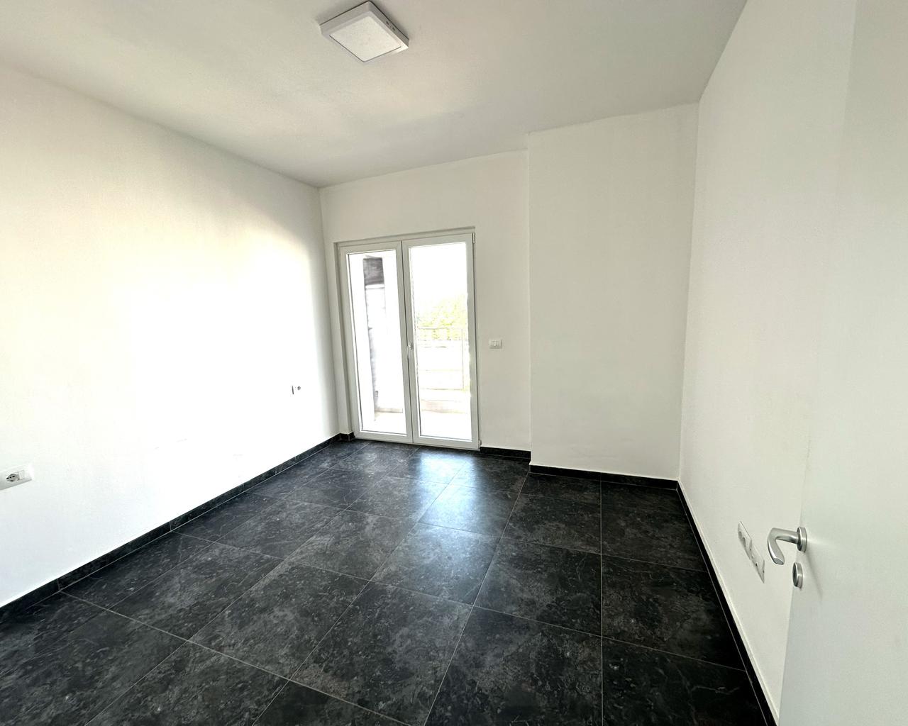 Affitto appartamento 2+1+2 in zona Zogu i Zi