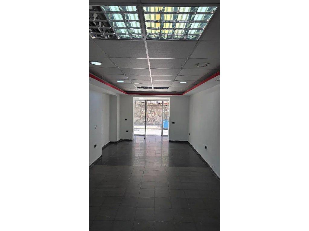 Locazione Negozio vicino alla Scuola, 40 m²