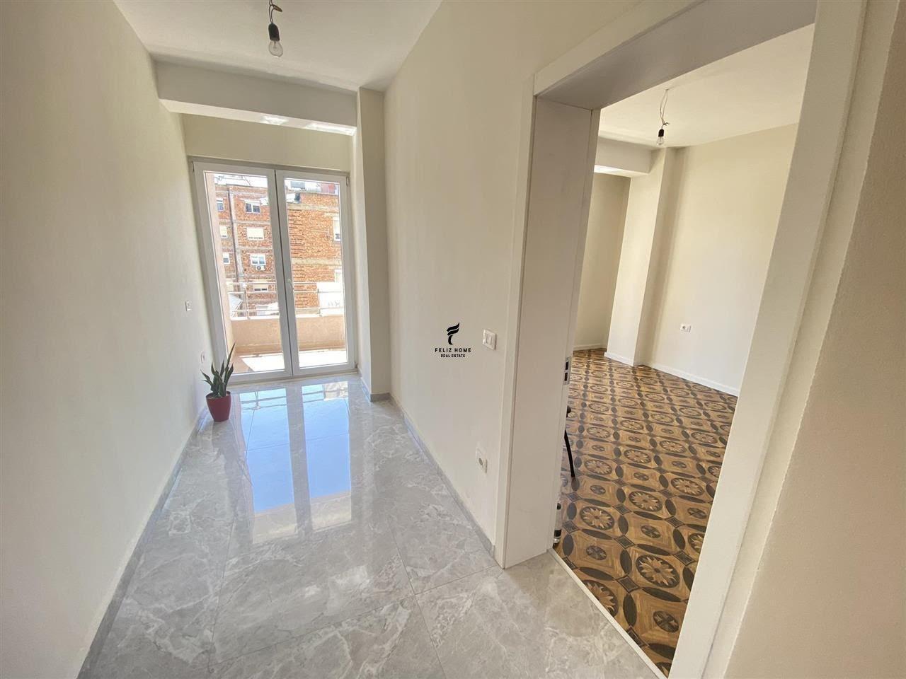 Apartment with 106m2, Center, 800 Euro, FH-80765