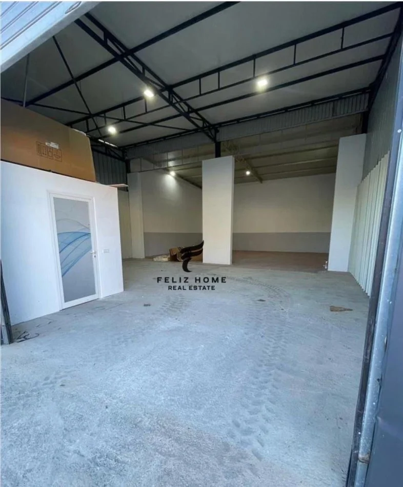 Tirane, shitet magazine Kati 0, 148 m² 260.000 € (ALI DEMI)