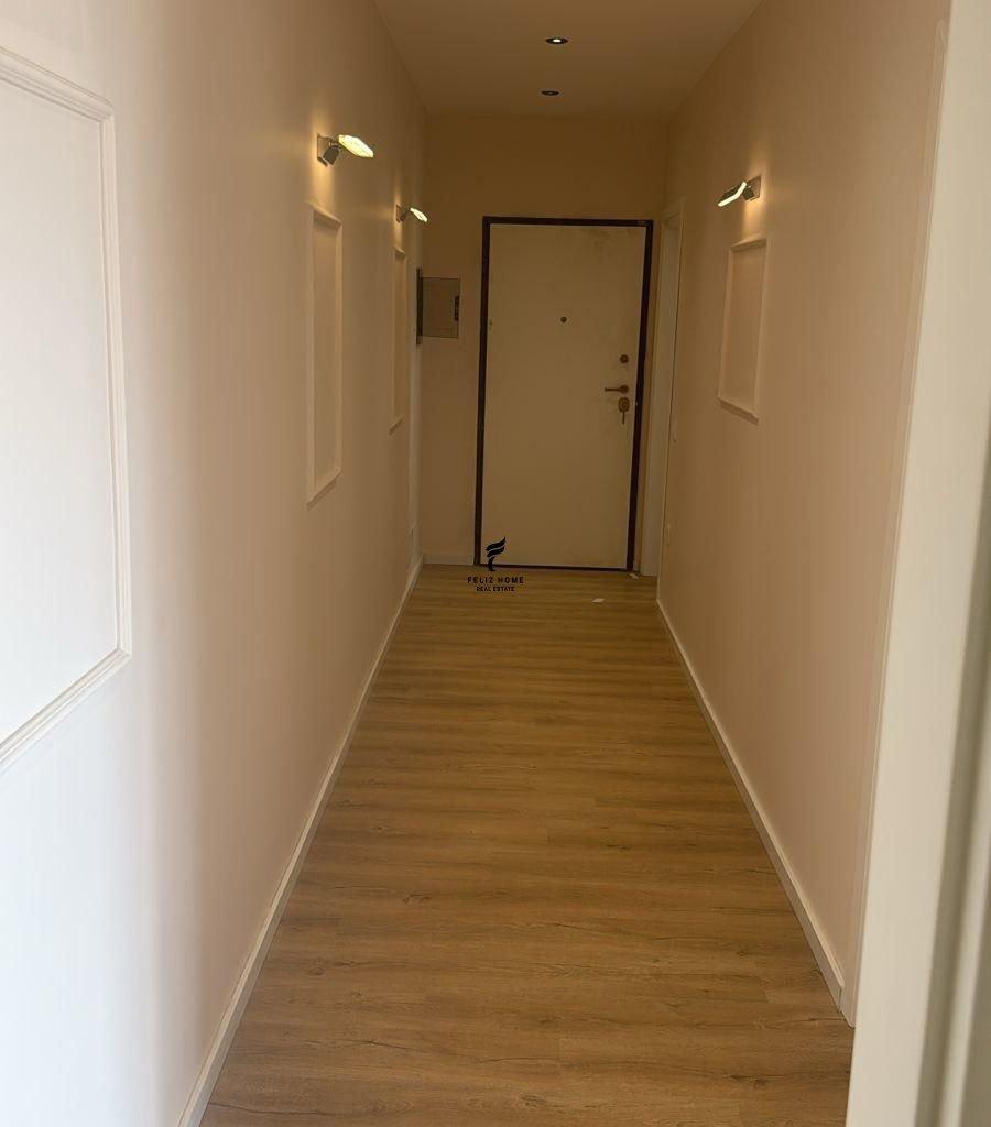 Zyra in affitto di 85m2 in Via Dritan Hoxha - 70.000 lek