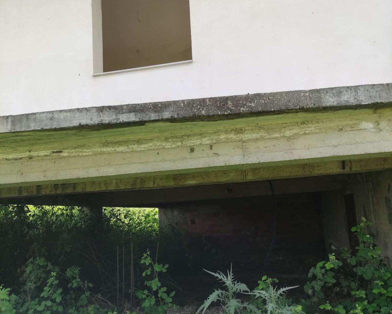 Private Houses for Sale