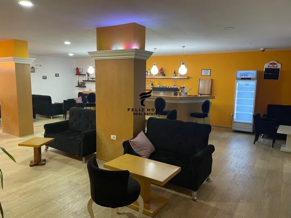 Tirane, vendita bar-ristorante Kati -1, 237 m² 295.000 € (VIA HOXHA TAHSIM)