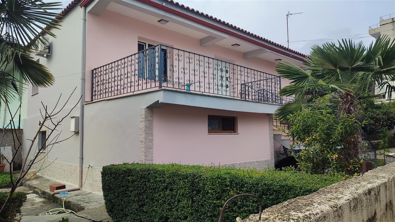 House for Sale in 1 May Neighborhood, Kodër