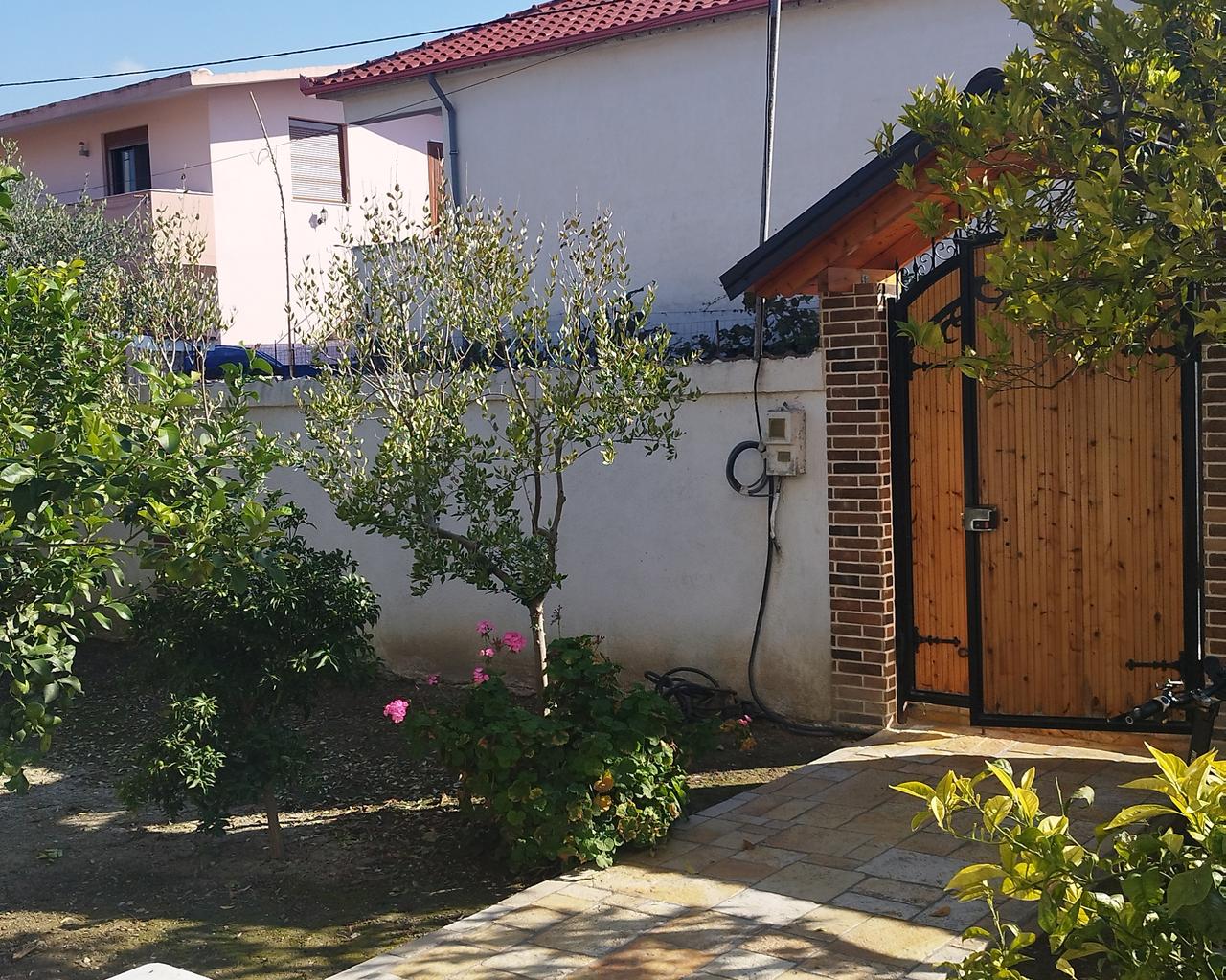 For Sale: 2-Storey Super Villa in Fier 276.2 m2