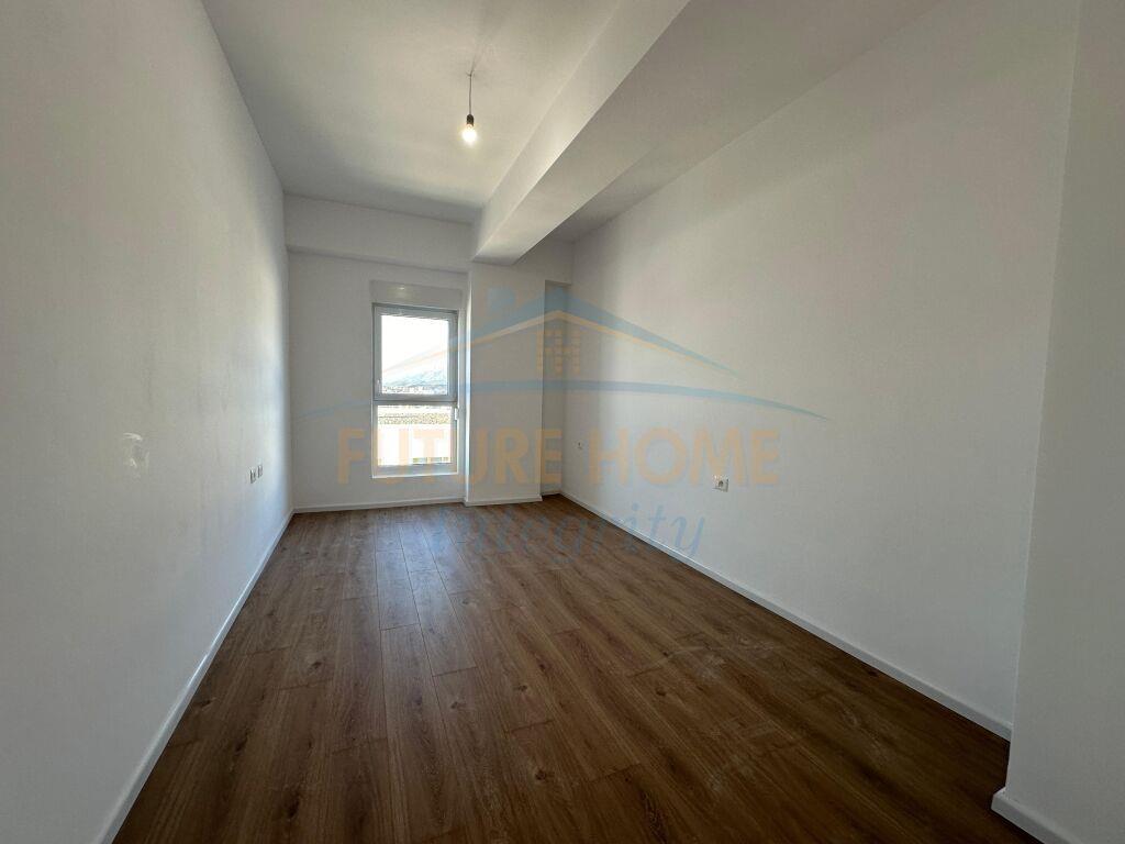 Vendesi, Appartamento 1+1, Complesso Kaimi, Tirana